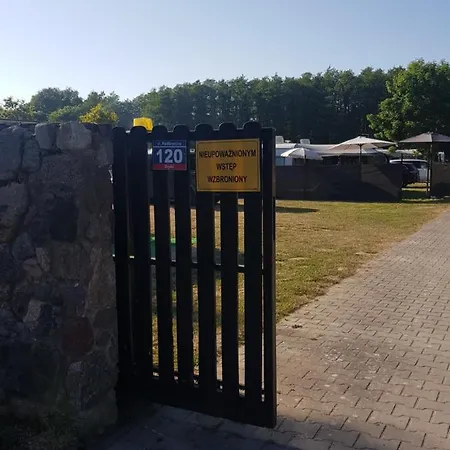 Kolobrzeg Mielno Ustronie Morskie Sarbinowo Pole Kempingowe -fendt Caravan Saphir