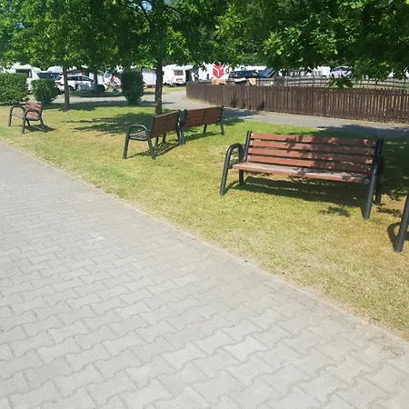 Kolobrzeg Mielno Ustronie Morskie Sarbinowo Pole Kempingowe -fendt Caravan Saphir *