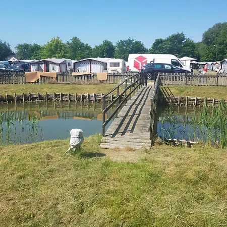 Kolobrzeg Mielno Ustronie Morskie Sarbinowo Pole Kempingowe -fendt Caravan Saphir Kemp Gąski